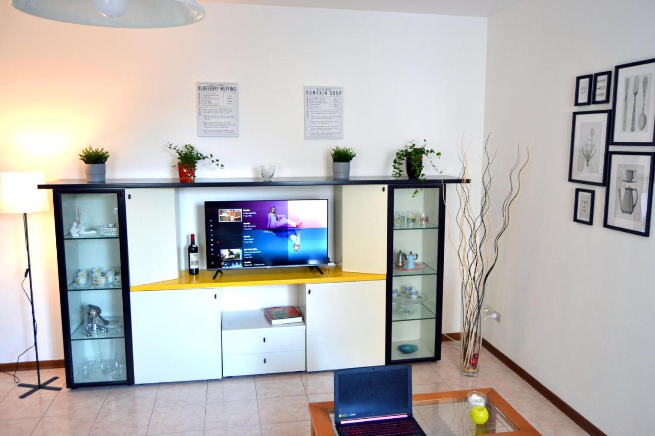 Centro Storico Vulcano1, Bilocale Strategico Tra Milano, Como, Fiere Turate Exterior photo